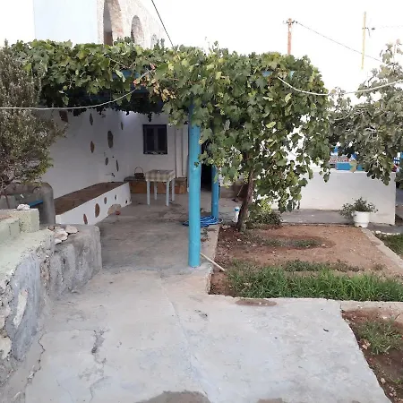 Relaxing House One Step From The Beach Tatil Evi Donoussa